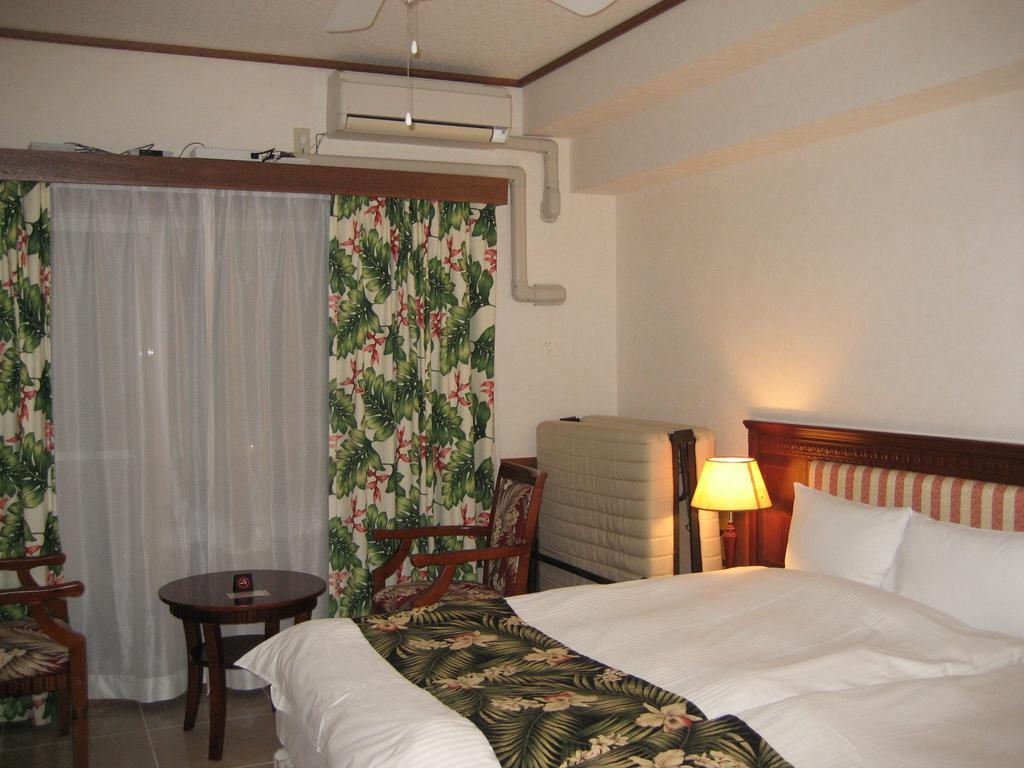 Seaside Hotel The Beach Chatan Cameră foto