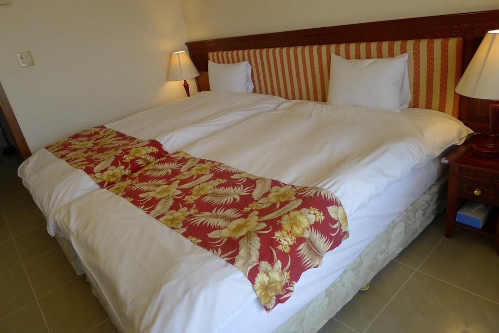 Seaside Hotel The Beach Chatan Cameră foto